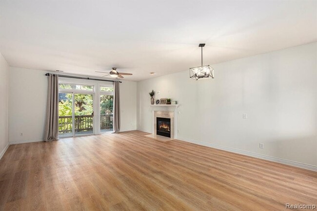 Building Photo - 40 Park Island Dr