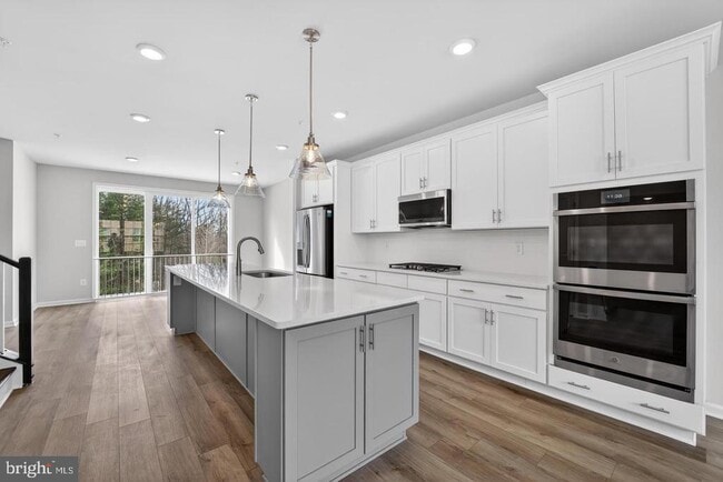 Foto del edificio - 2914 Lewis and Clark Ave