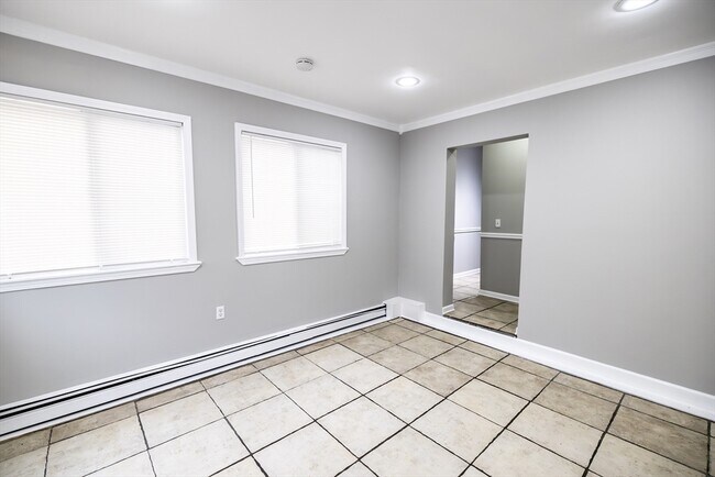 Building Photo - 28 Bowers Ave