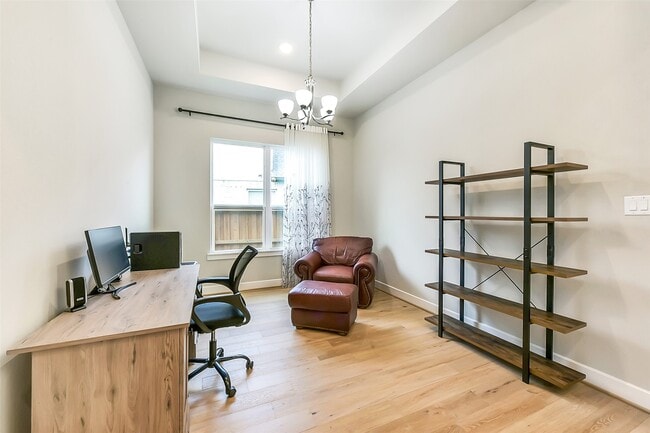 Foto del edificio - 28289 Emerald Bnd