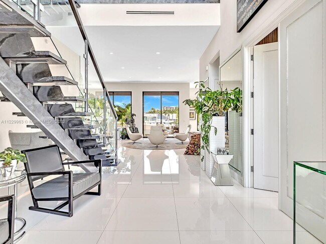 Foto del edificio - 2040 NE 121st Rd