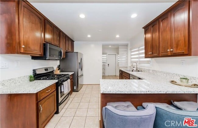 Foto del edificio - 1238 S Muirfield Rd