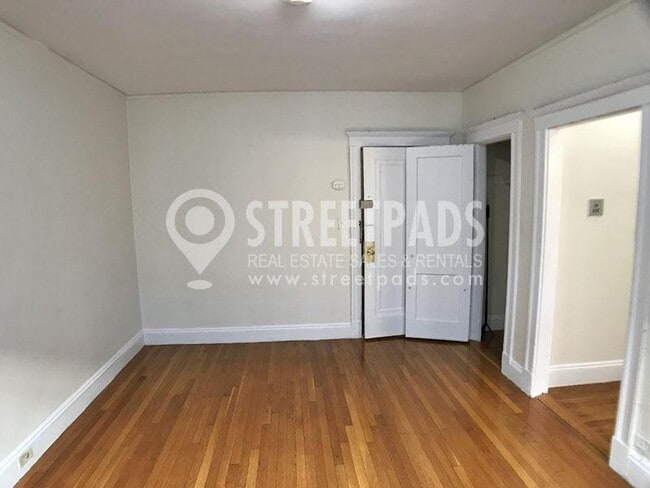 Building Photo - 1 bedroom in Boston MA 02215