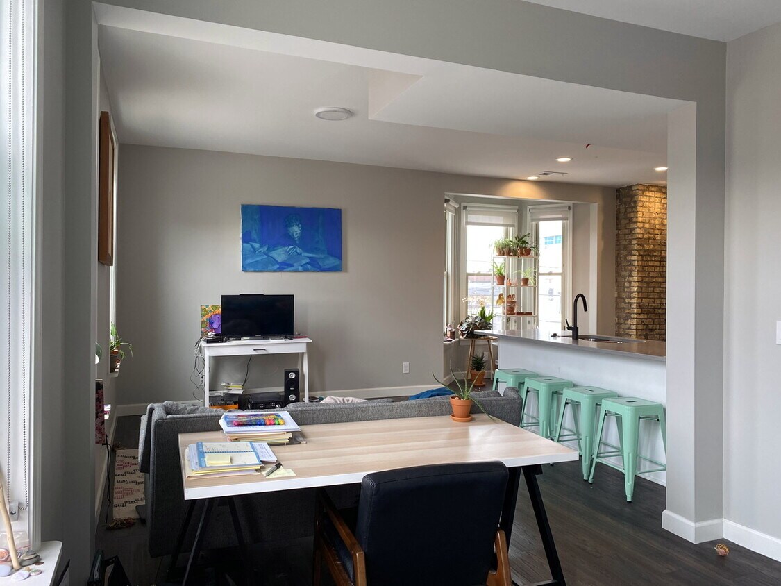 Foto principal - 920 S 2nd St
