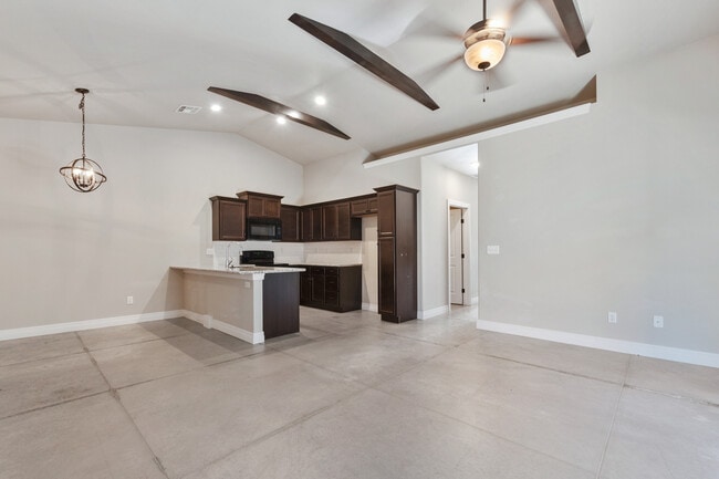 Foto del edificio - 13607 Hunters View St