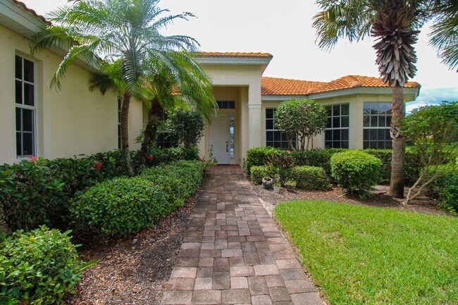 Foto del edificio - **Ask about the TWO WEEKS FREE**3927 Aurora Court - POOL & SPA HOME - UNFURNISHED 3-bedroom plus ...