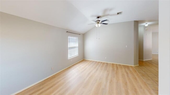Building Photo - 1482 Rainbow Parke Dr