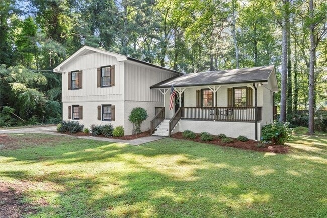 Building Photo - 3290 Carriage Way