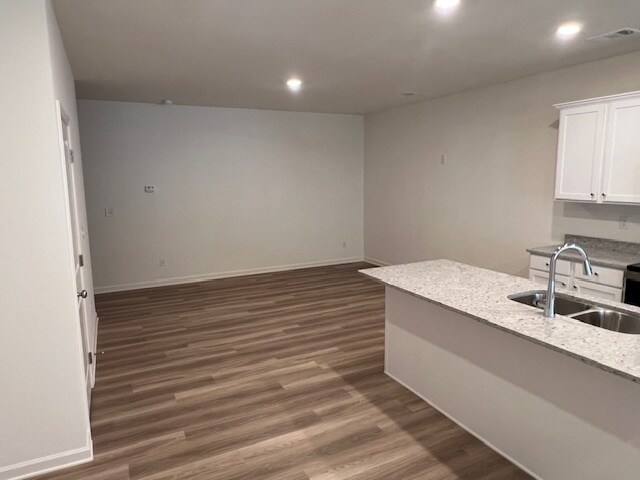 Foto del edificio - 1583 Salem Dr