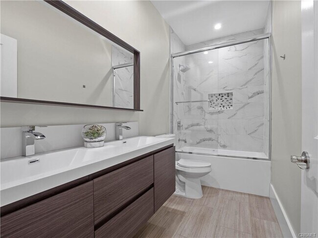 Foto del edificio - 13952 Bessemer St