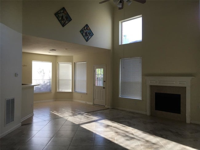 Foto del edificio - 14106 Anson Grove Ln