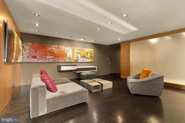 Foto del edificio - 2725 39th St NW