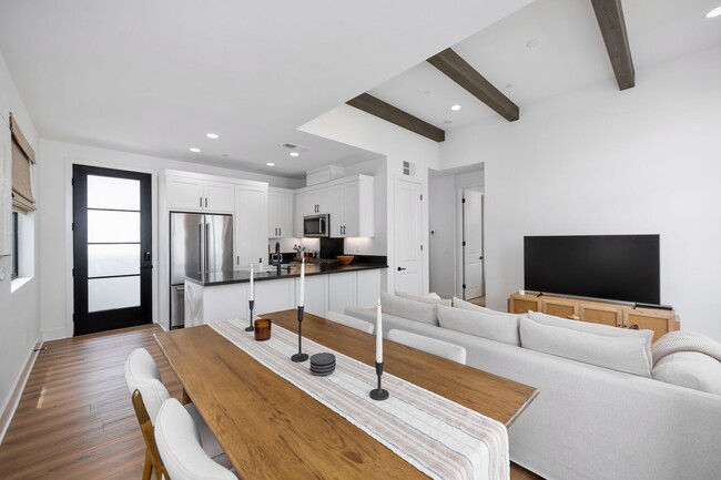 Building Photo - 1286 Molara Ln