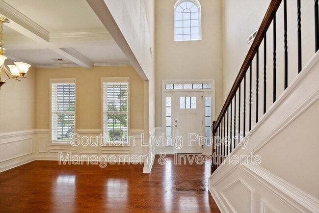 Foto del edificio - 9019 Inverness Bay Rd