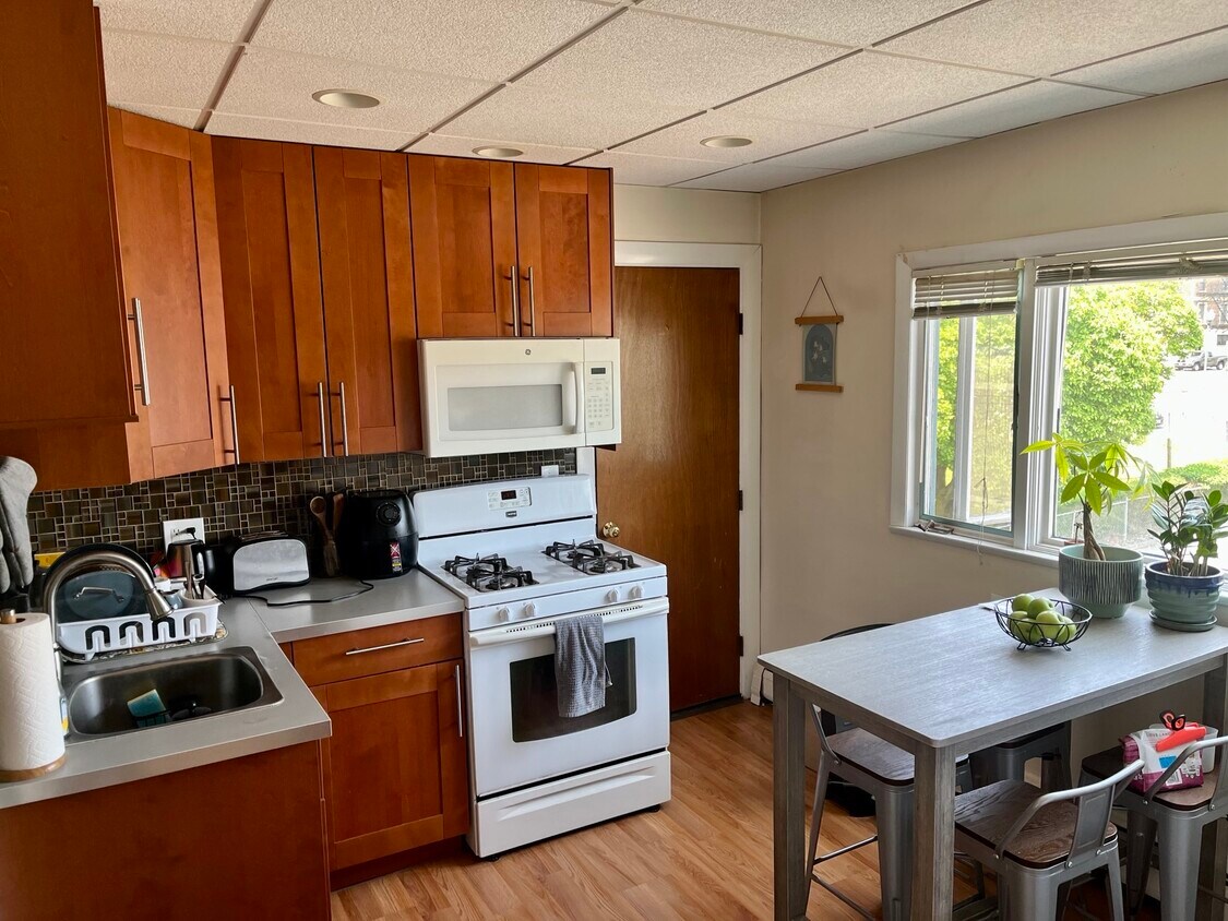 Foto principal - 108 Thurston St