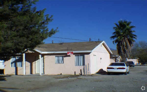 Building Photo - 3011 N State St