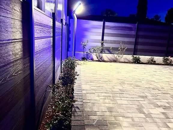 Building Photo - 17807 San Fernando Mission Blvd