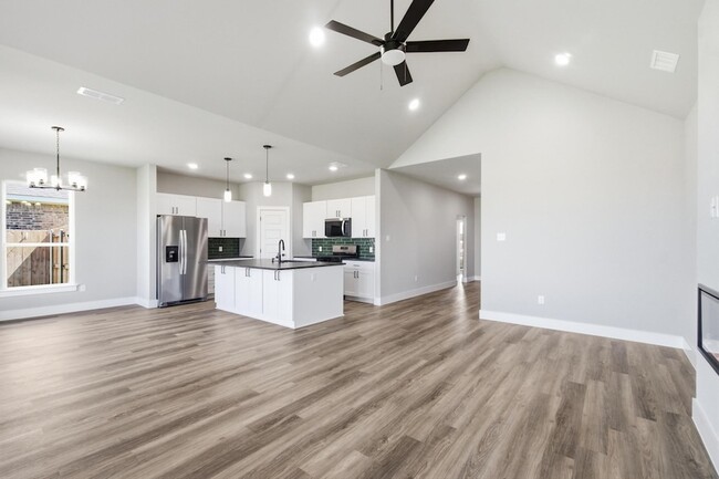 Foto del edificio - 4118 Ranger Rd
