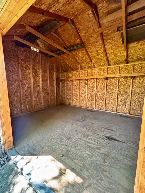 Building Photo - 817 N Clara St