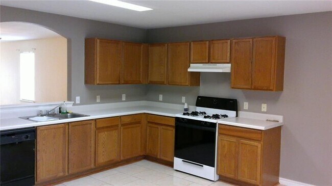 Building Photo - 3856 Haleys Way