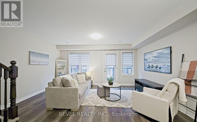 Building Photo - 468 Bellflower Ct.