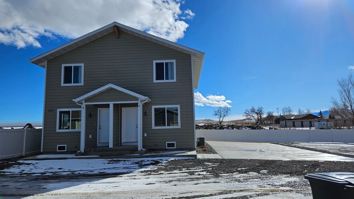 2754 Marlisa Ln, Cody, WY 82414 Townhome Rentals in Cody WY