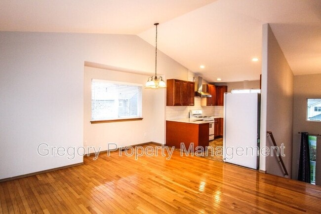 Foto del edificio - 13609 46th Ave SE