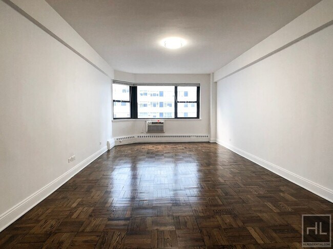 Foto del edificio - EAST 69 STREET