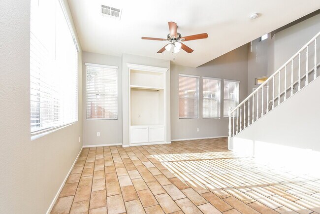 Foto del edificio - 5720 Athinas St