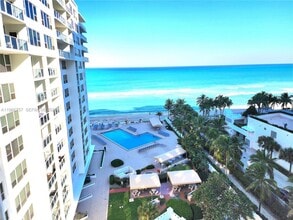 Building Photo - 3505 S Ocean Dr