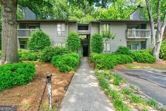 Building Photo - 1306 McClelen Way
