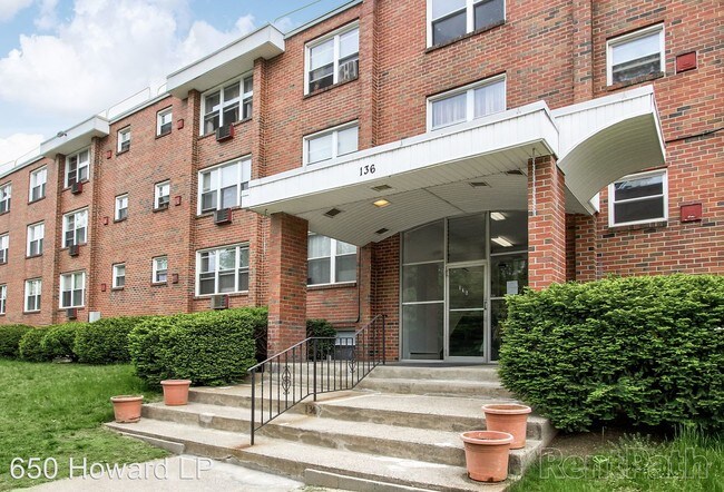 Foto del edificio - 136 Store Ave