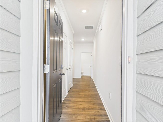 Building Photo - 2565 Poppy Ct