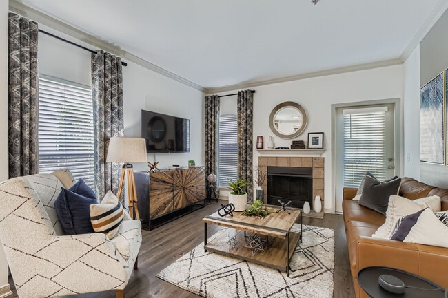 Building Photo - Toscana at Sonterra