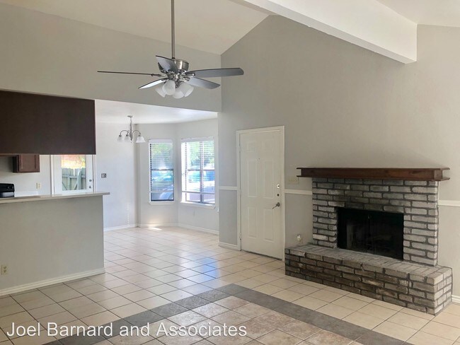 Foto del edificio - 3 br, 1.5 bath House - 1310 Baylor Ave.