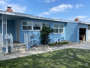 Building Photo - 13633 Arlee Ave