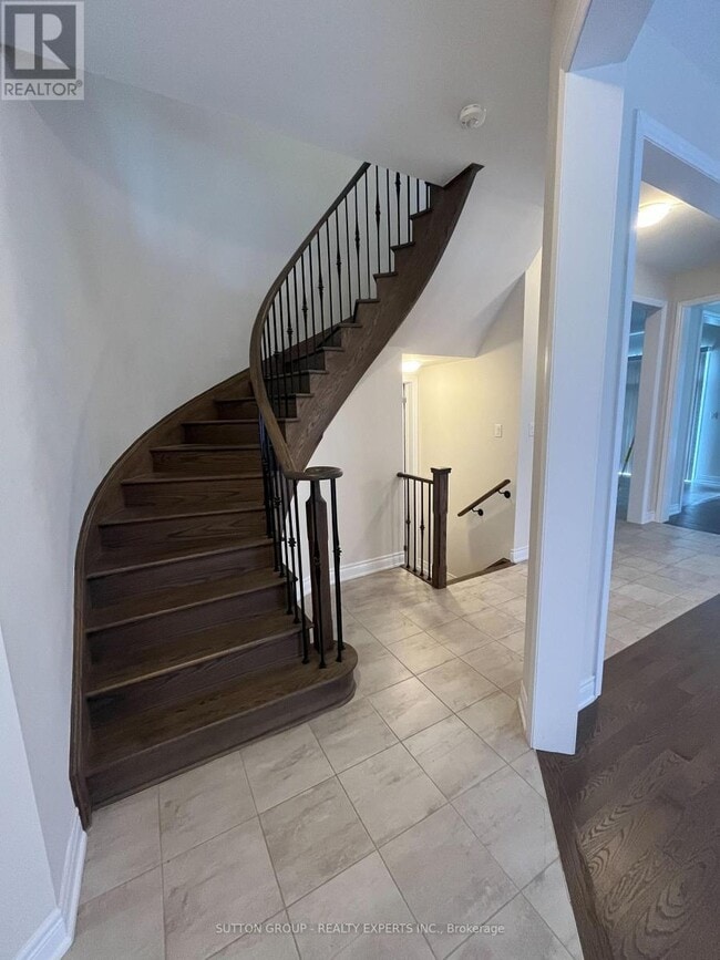 Building Photo - 89 Morningside Dr