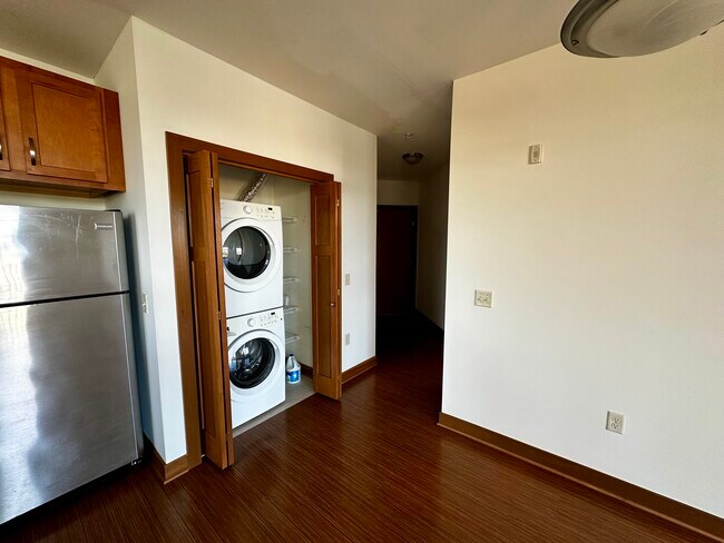 Foto del edificio - 1917 Monroe St