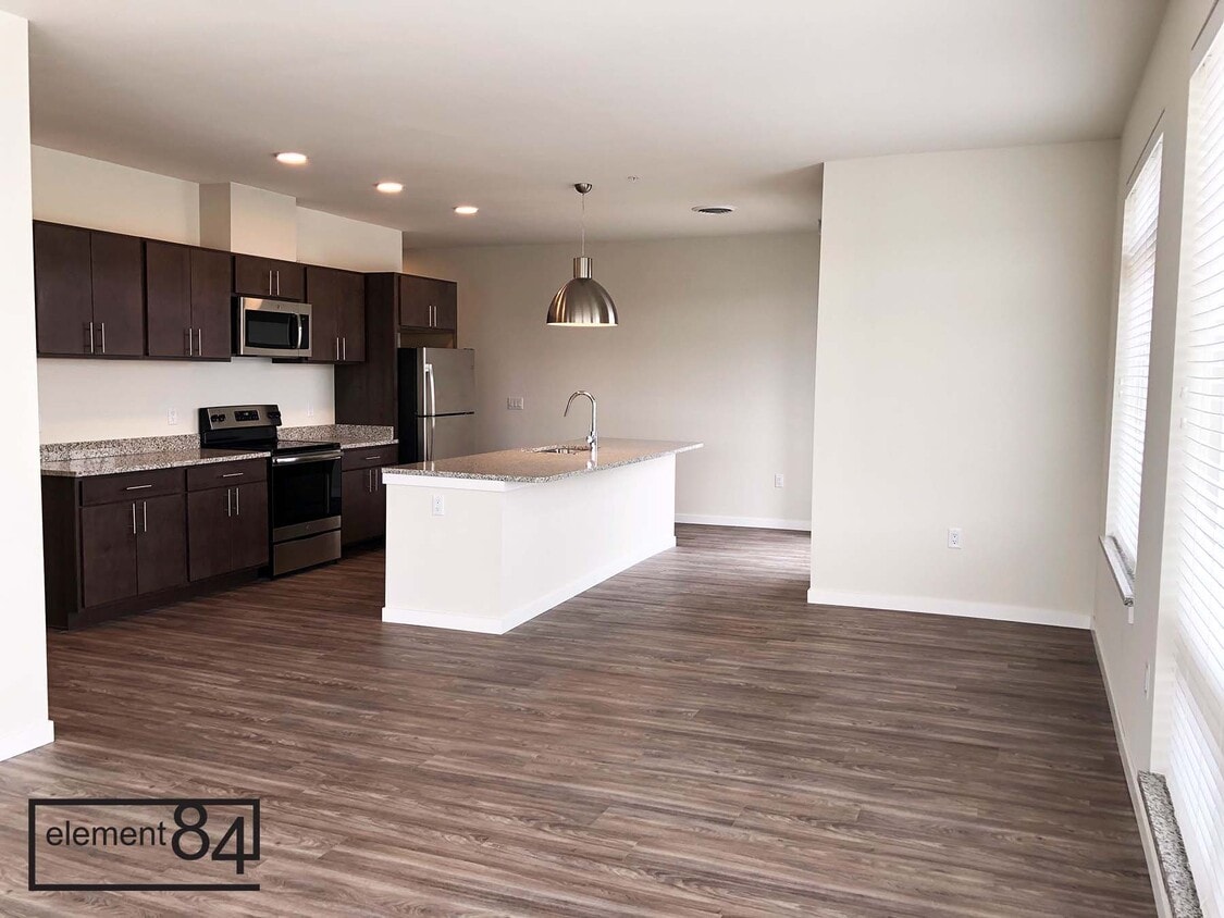 Element 84 Apartments 1482 S 84th St West Allis, WI