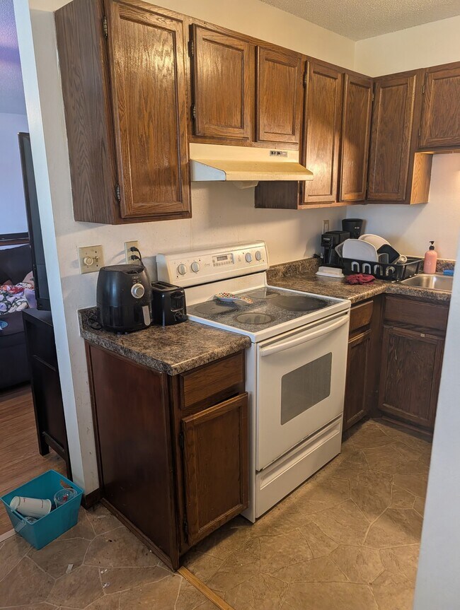 Foto del edificio - 1411 Farrington St