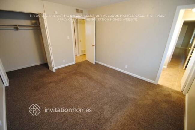 Building Photo - 4214 W Stella Ln