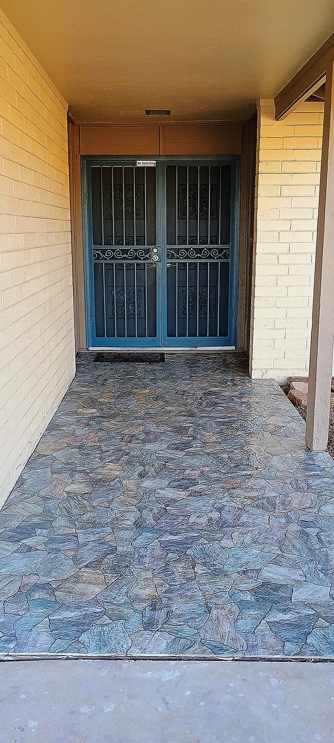 Photo - 3545 W Banff Ln. House