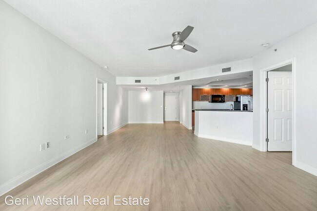 Building Photo - 2 br, 2 bath House - 231 Riverside Drive #406