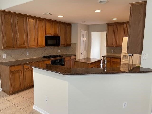 Building Photo - 9506 Carsonmont Ln