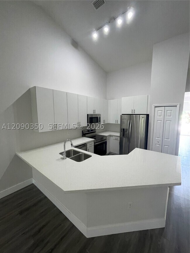 Foto del edificio - 1178 NE 32nd Ave
