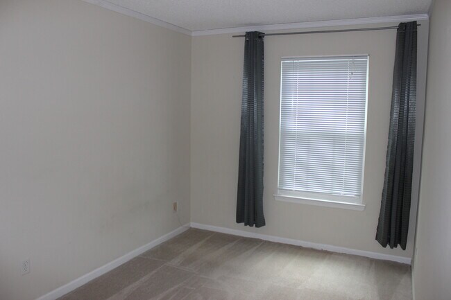 Foto del edificio - 12105 Greenwood Ct