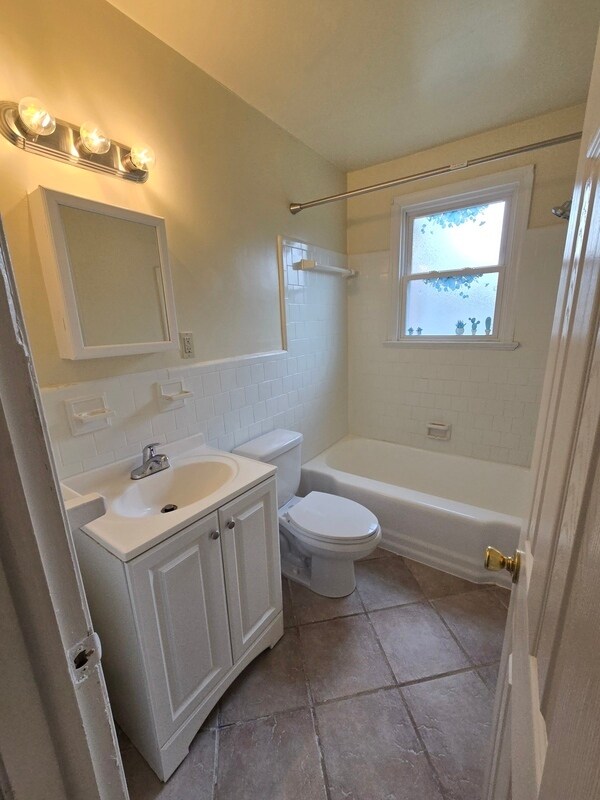 Foto del edificio - 1104 New York Ave