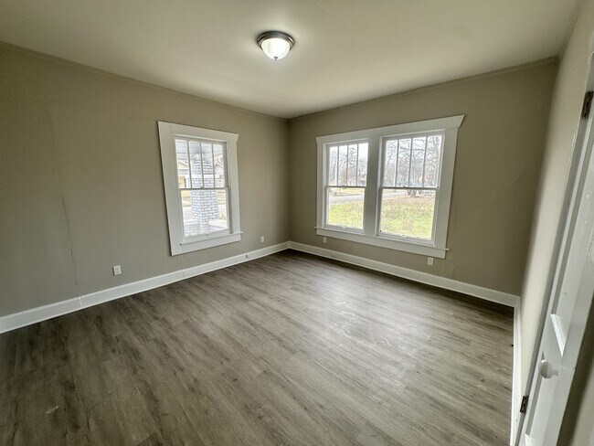 Foto del edificio - 1728 Princeton Ave SW