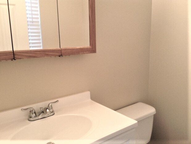 Building Photo - 1240 Cynthiana Ct