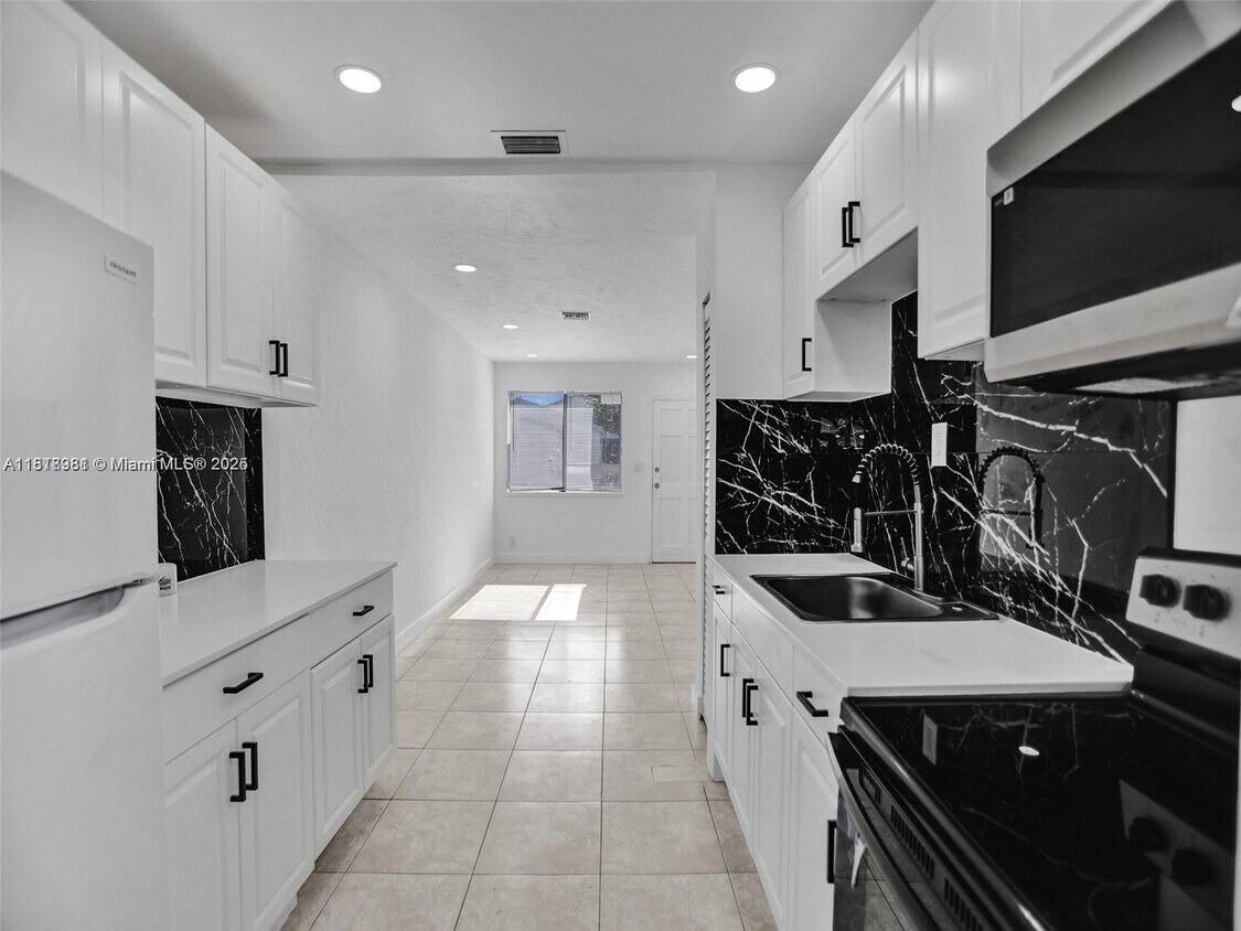 Foto principal - 708 N 20th Ave